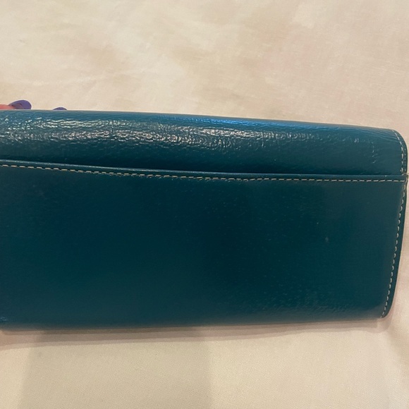 Kate Spade large Flap Wallet - Picture 4 of 4
